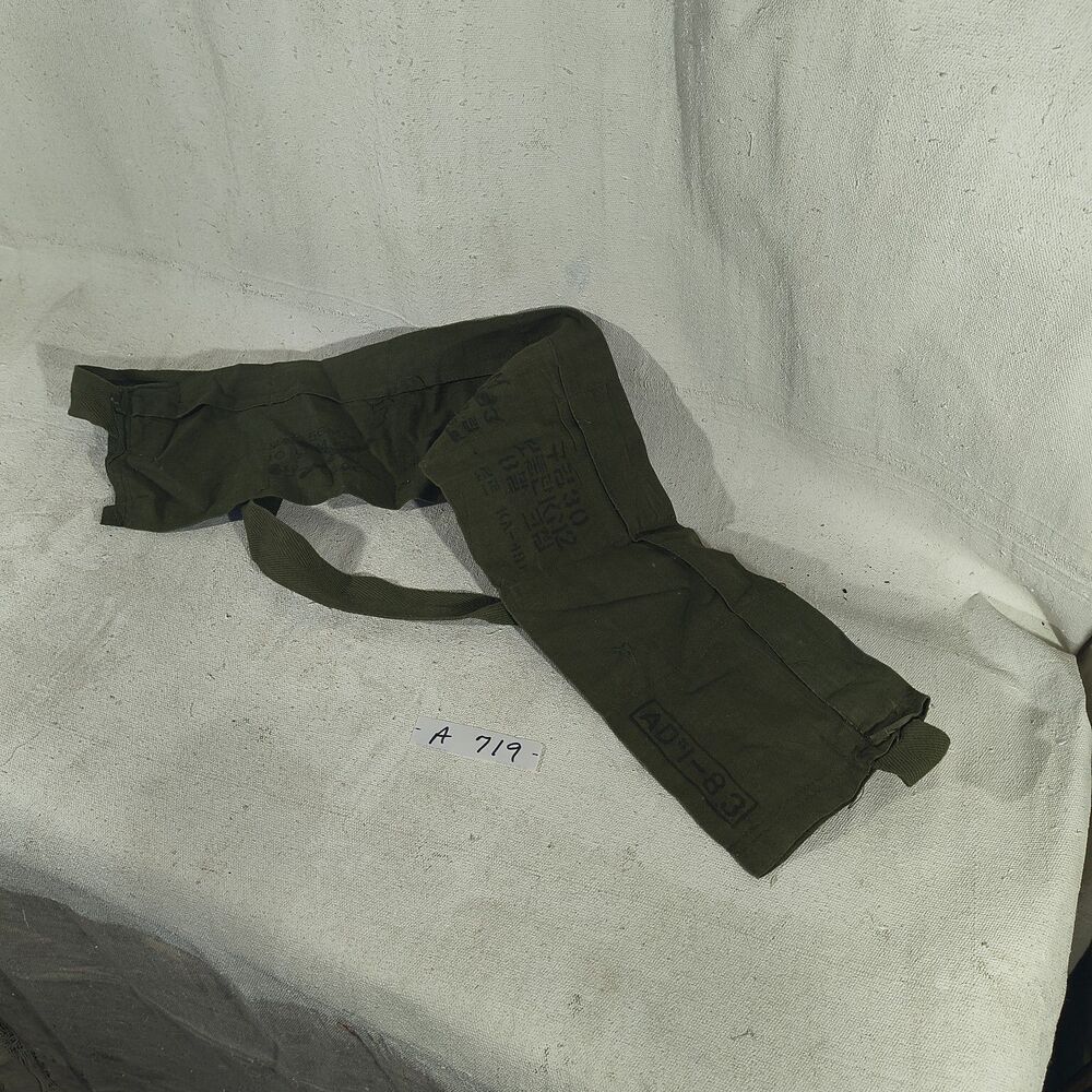 Ammunition Cross Body Bandolier 7 pouches US Military Vintage Vietnam War Era